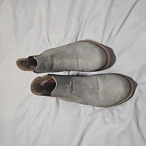 REIKER Ankle Boots Zip Heels Booties in Light Blue Leather